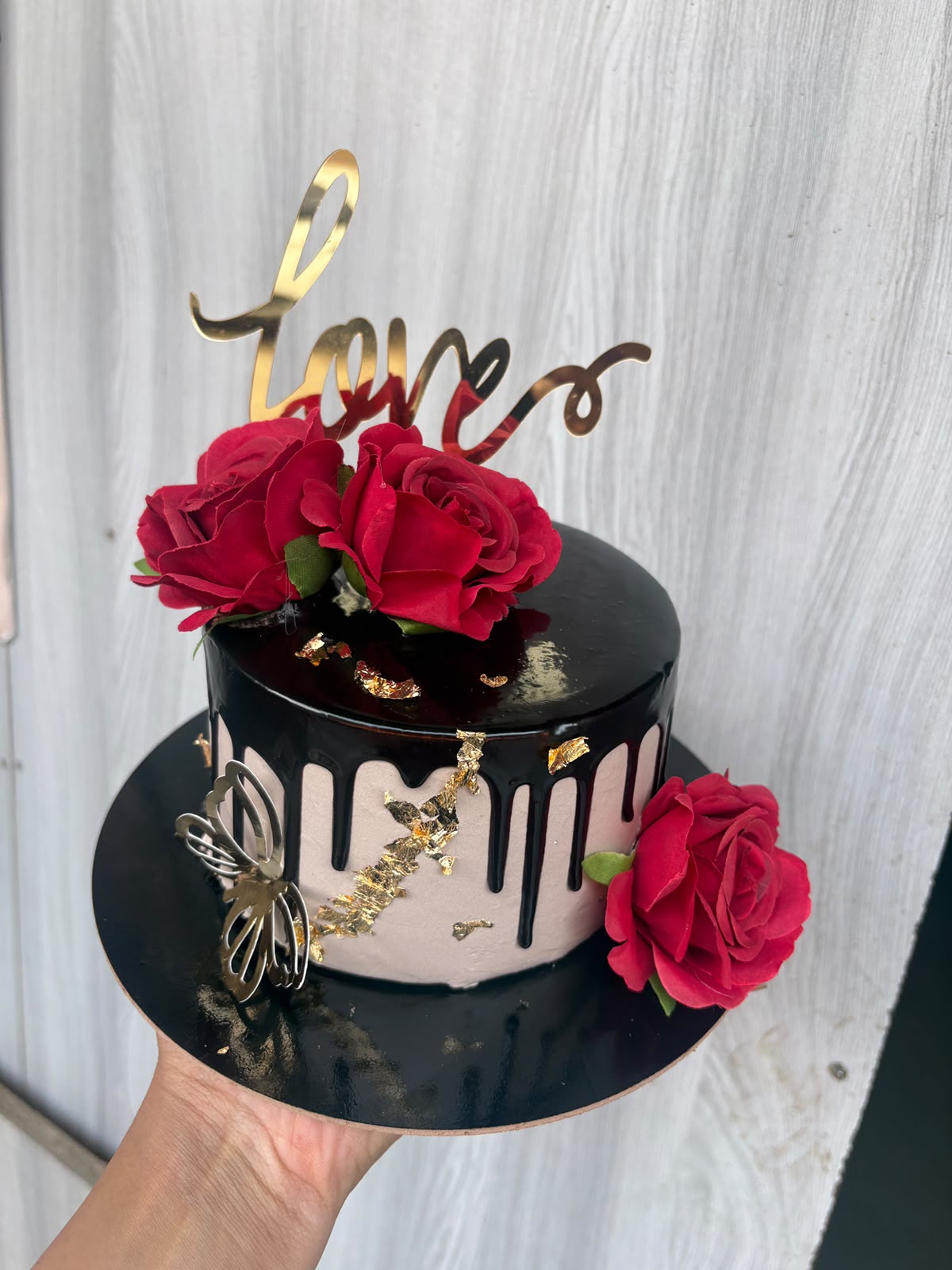 Midnight Rose Luxe Cake