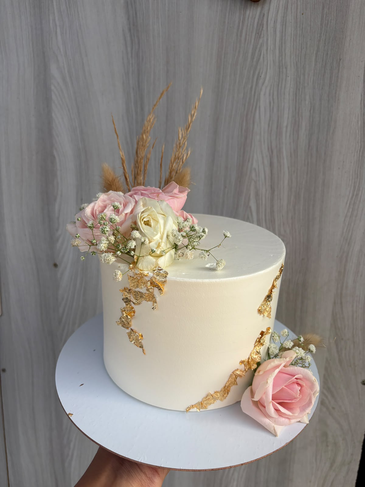 Royal Ivory & Gold Celebration Cake