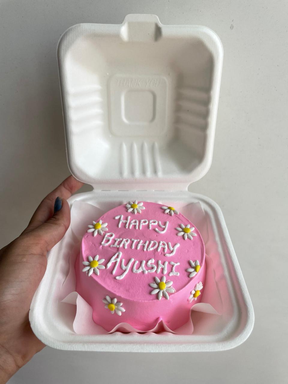pink daisy bento cake