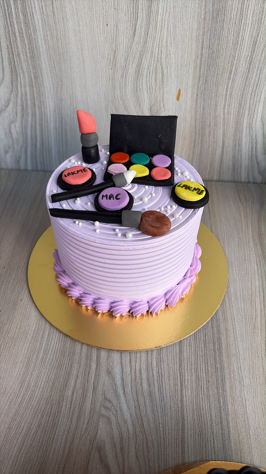 Glam Makeup Cake