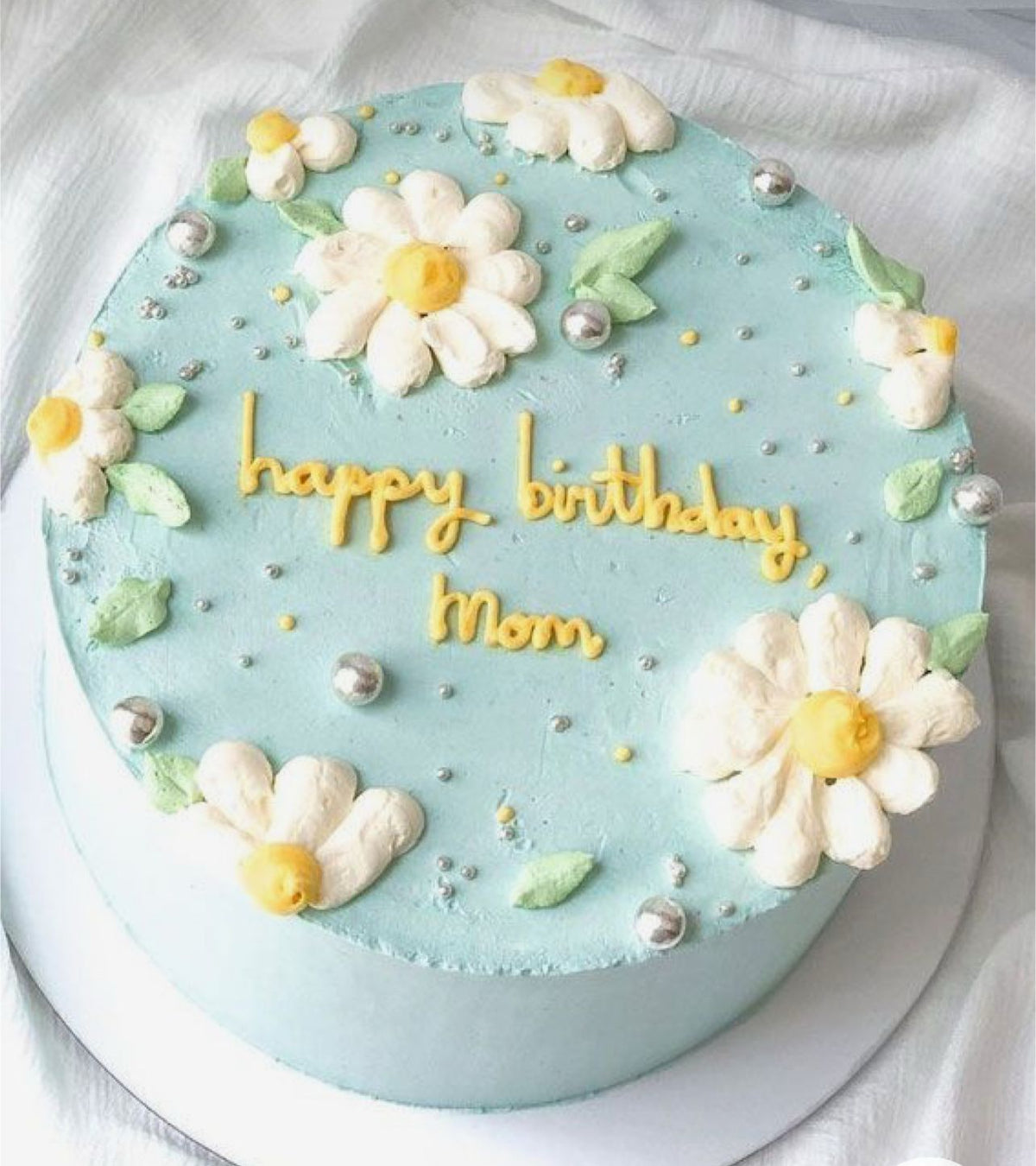 Elegant Blue & White Floral Cake