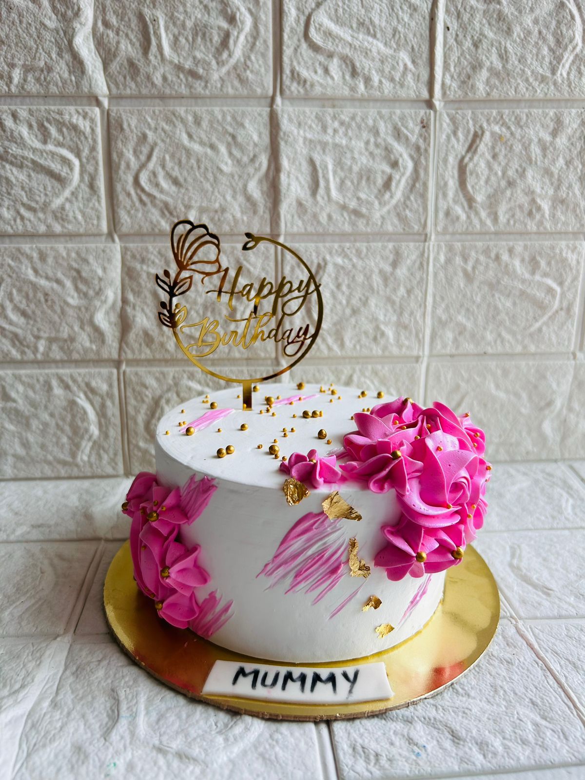 Beautiful Floral Birthday Cake for Mom